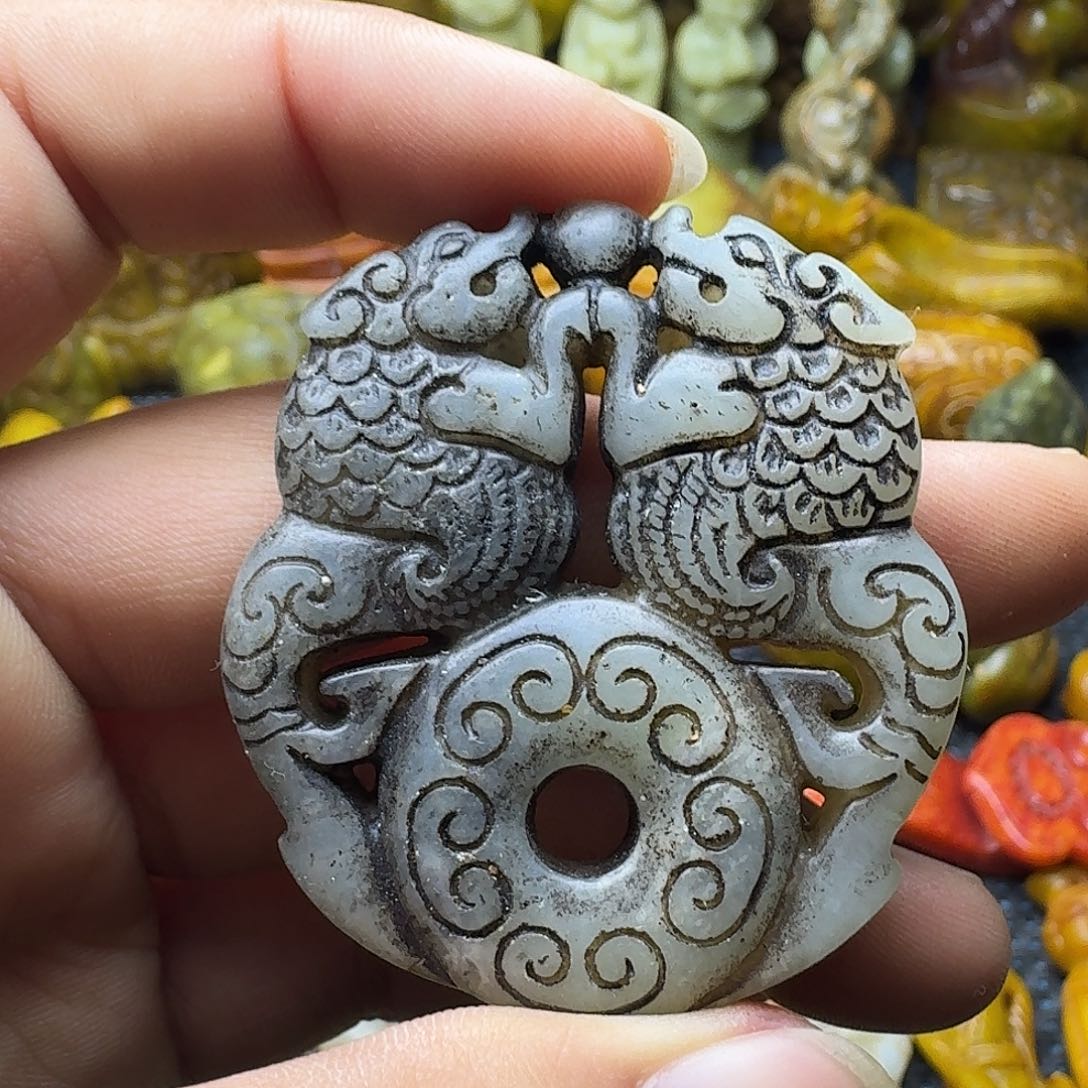 白玉菩提吊坠。。。