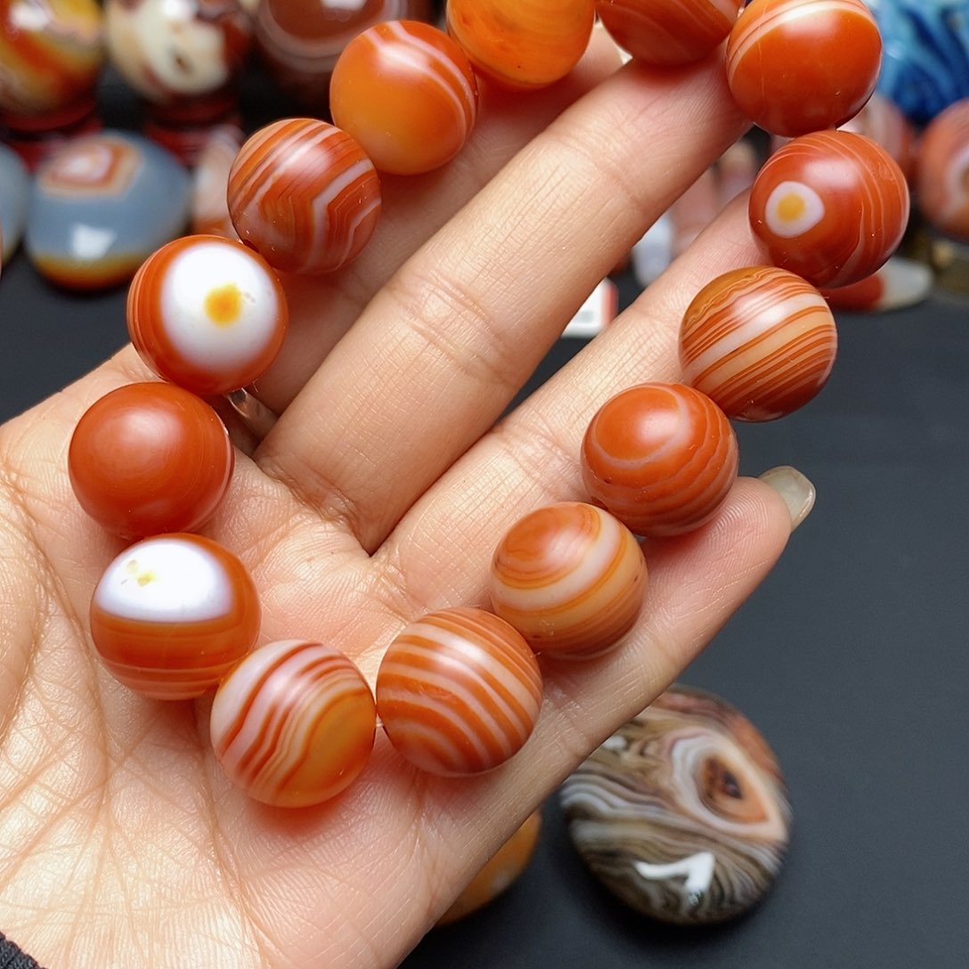 玛瑙/玉髓三毛未镶嵌