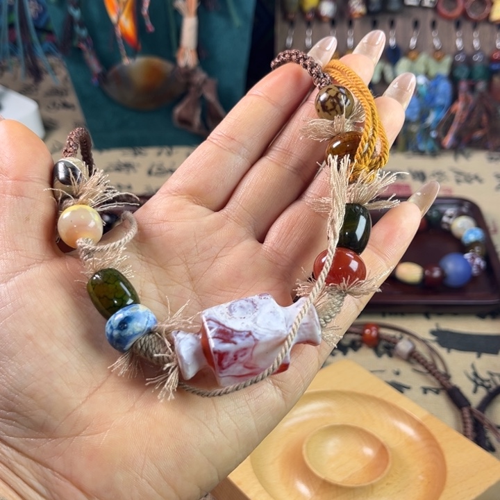 玛瑙/玉髓未镶嵌颈饰