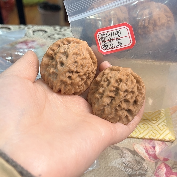 文玩核桃把件非嫁接马老四