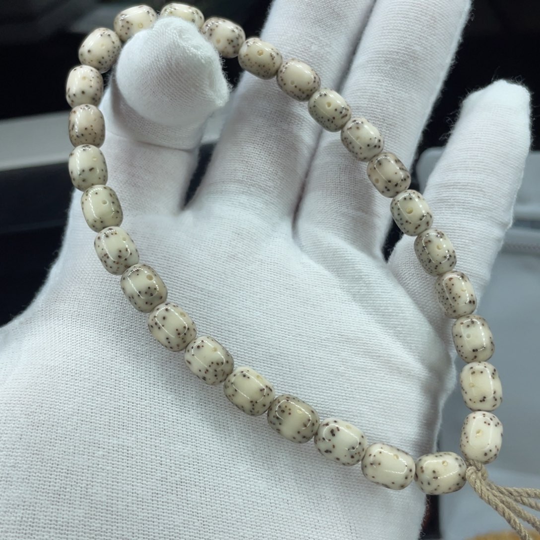 星月菩提手串特价7.9
