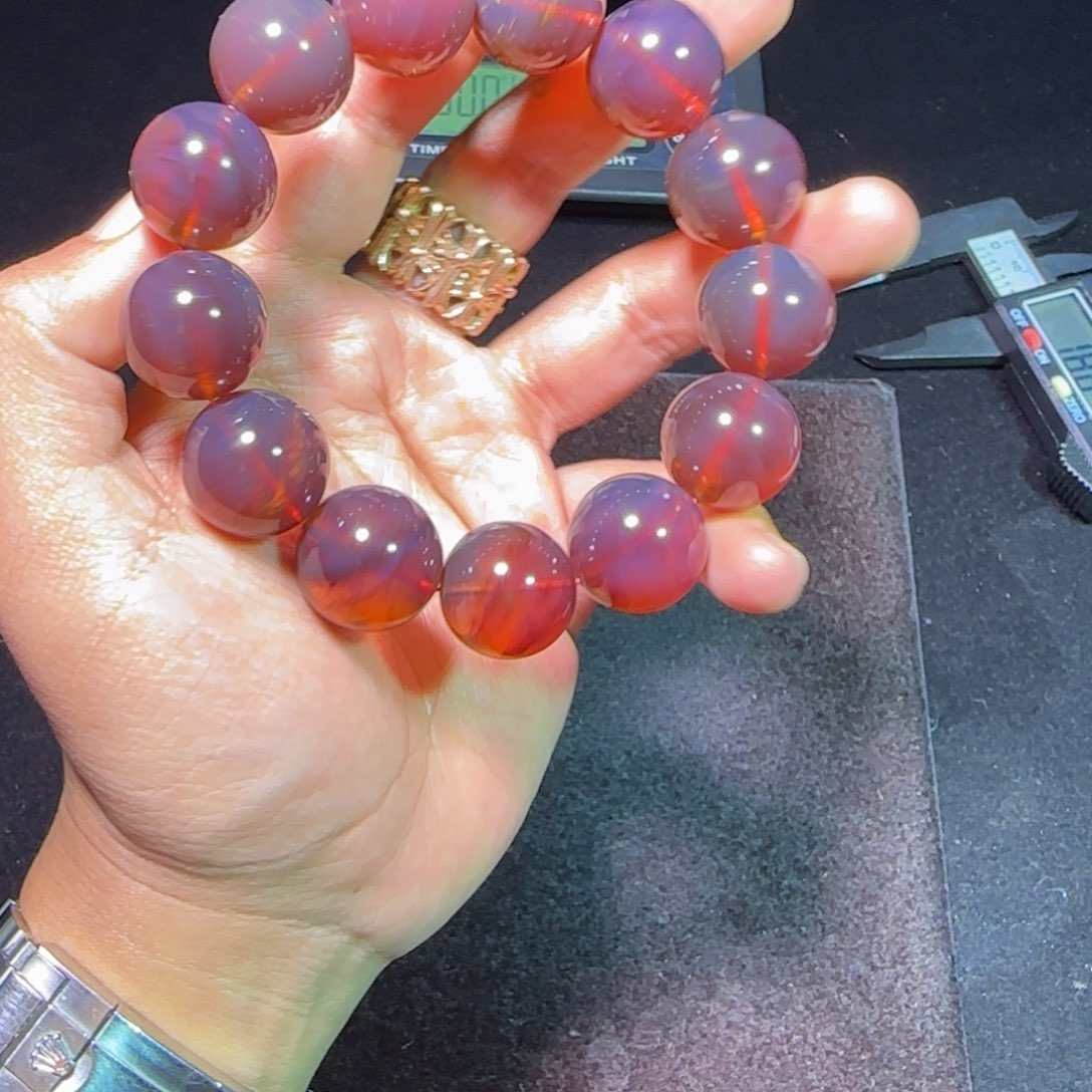 琥珀未镶嵌裸石琥珀