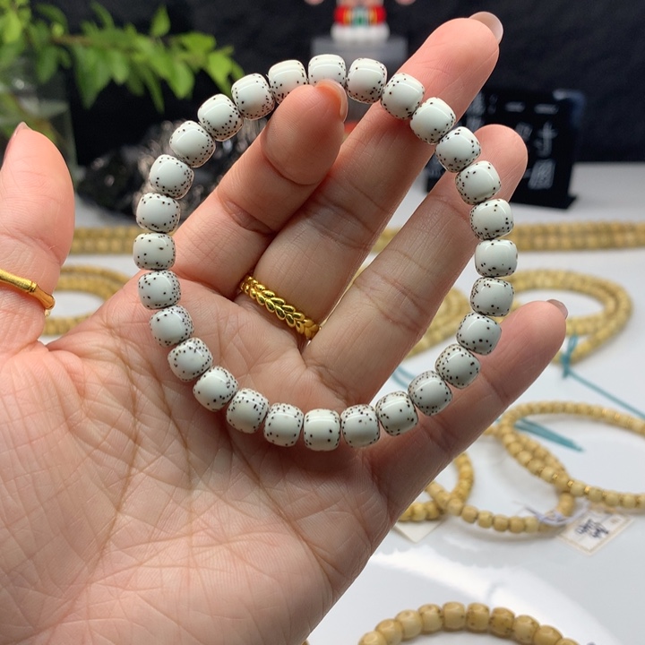 星月菩提吊坠7.8通体留白