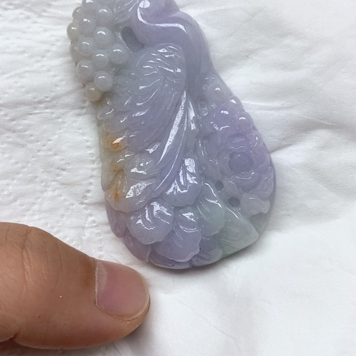 翡翠未镶嵌颈饰89号