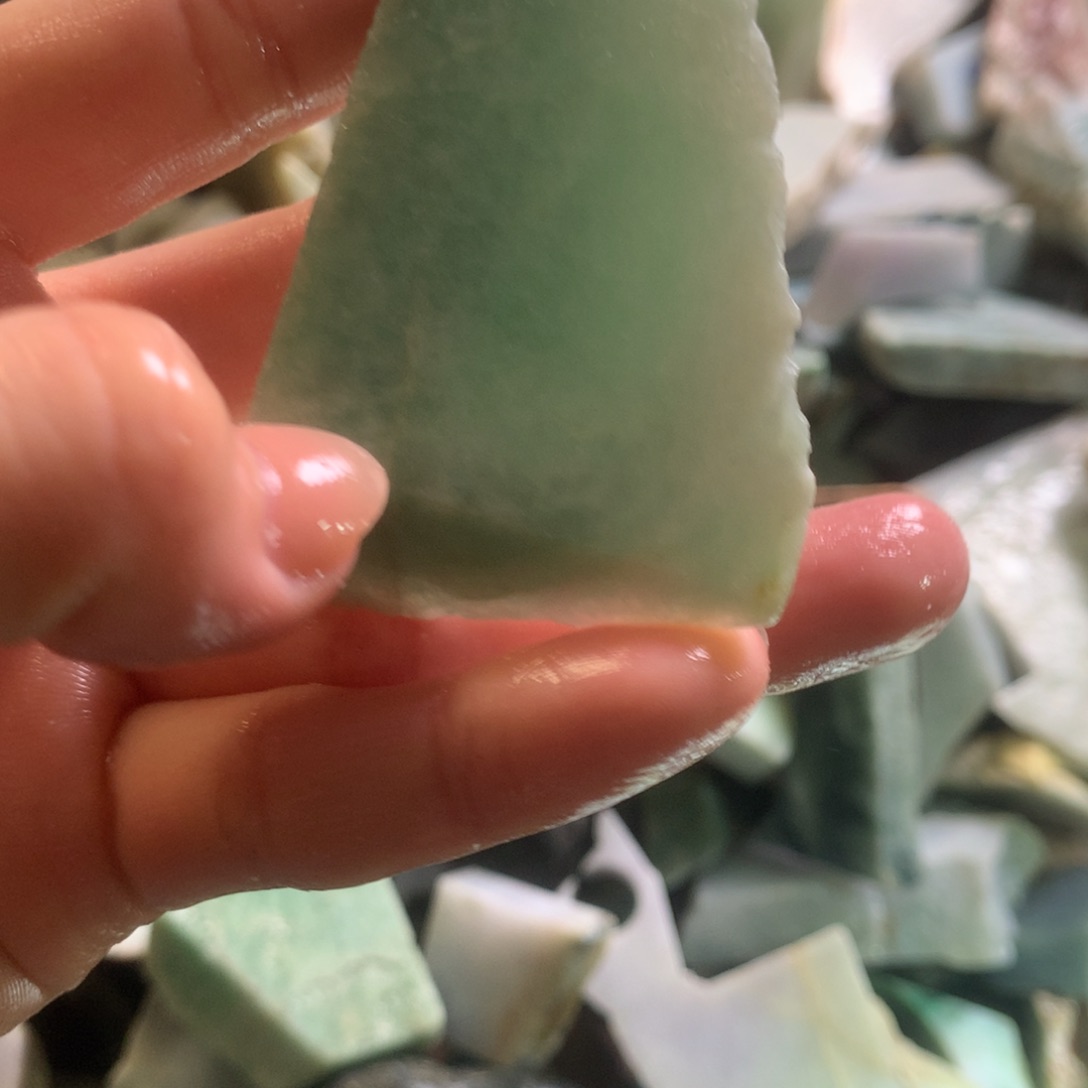 翡翠颈饰未镶嵌缅甸翡翠