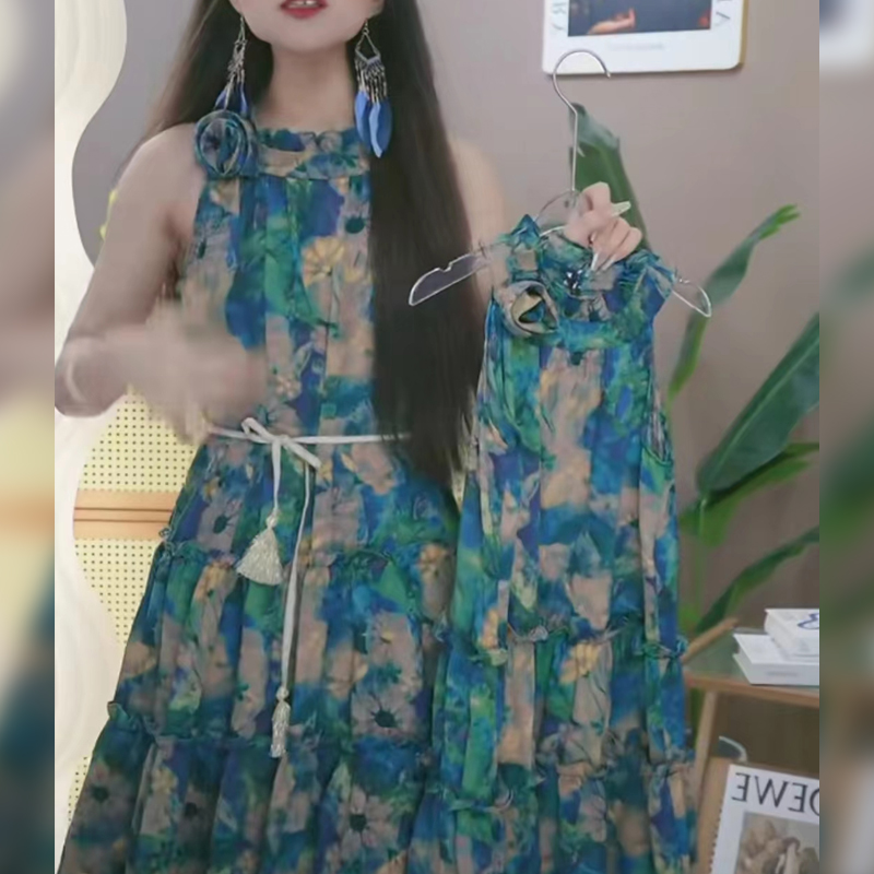 巴拉巴拉童装适用2025新款夏季女童碎花连衣裙时尚度假风公主裙洋