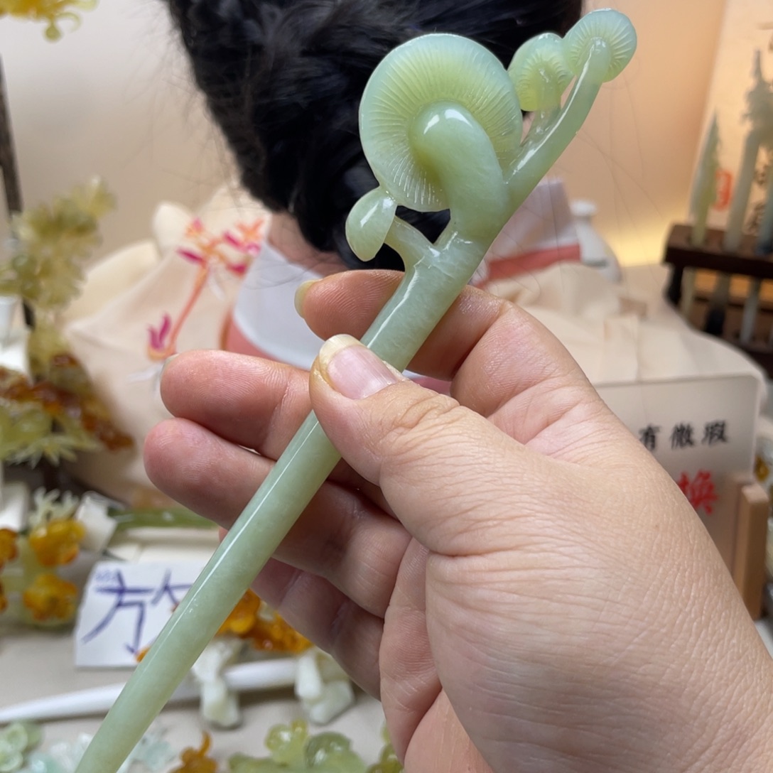 蛇纹石玉合金发饰