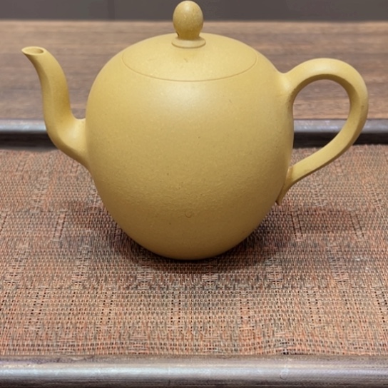 紫砂茶壶黄龙山大水潭原矿本绿半手工．