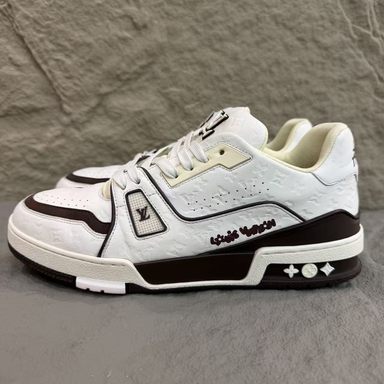 95新 LouisVuitton/路易威登 Lv Trainer联名Tyler米棕板鞋41.5码