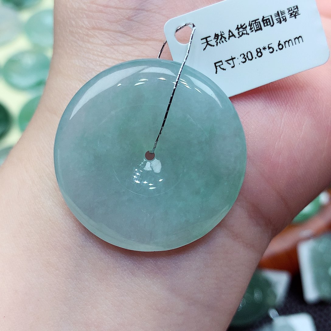 翡翠未镶嵌颈饰平安扣7