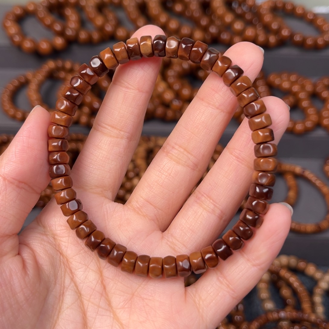 呦**鸣库克无相药片卡4✖️7精挑单圈