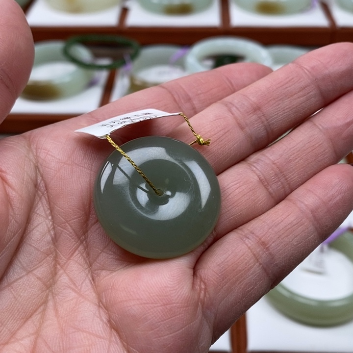 和田玉挂件未镶嵌