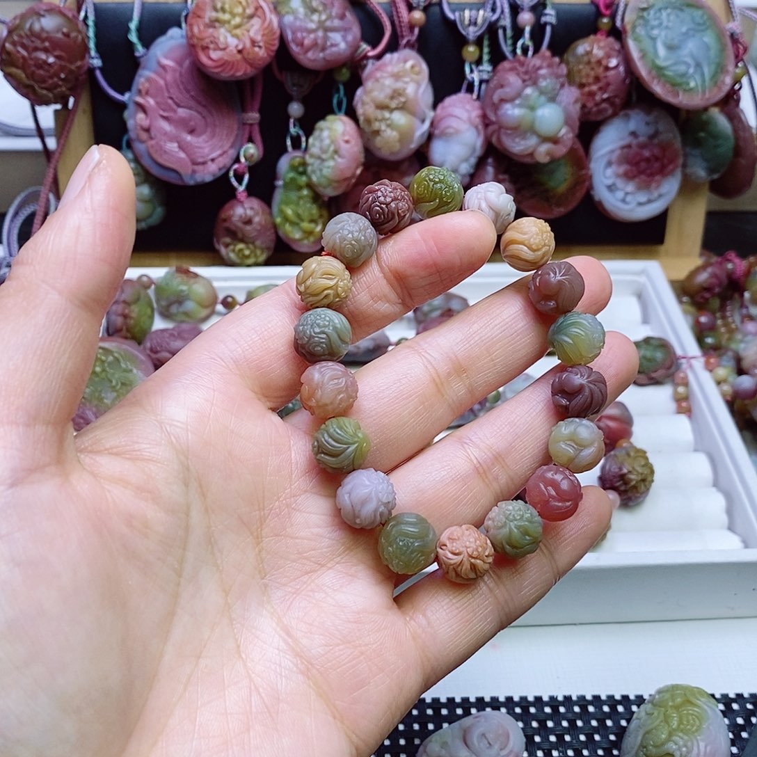 玛瑙/玉髓盐源玛瑙手链未镶嵌