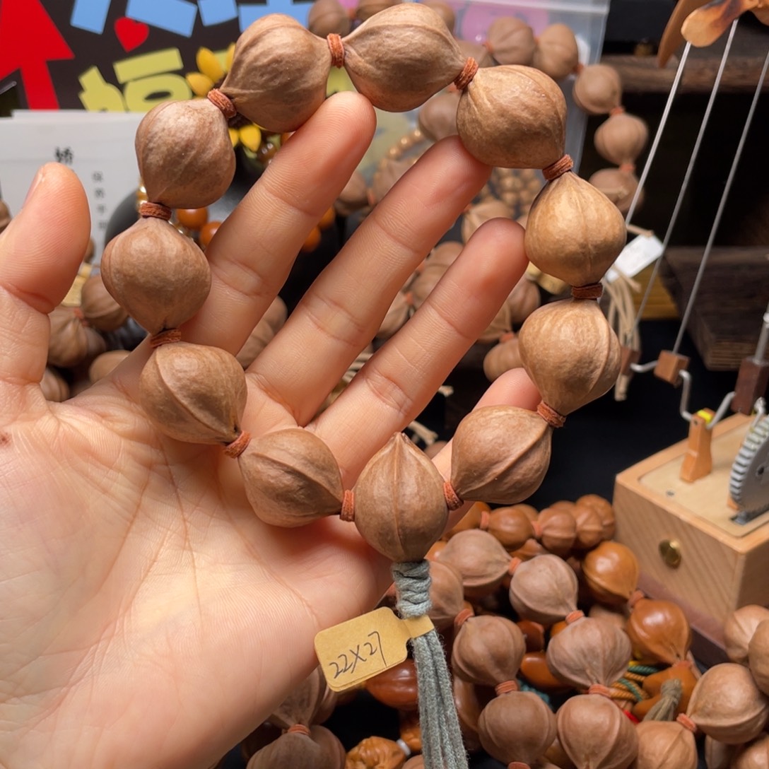 花***猴吊坠橄榄核2227铁核