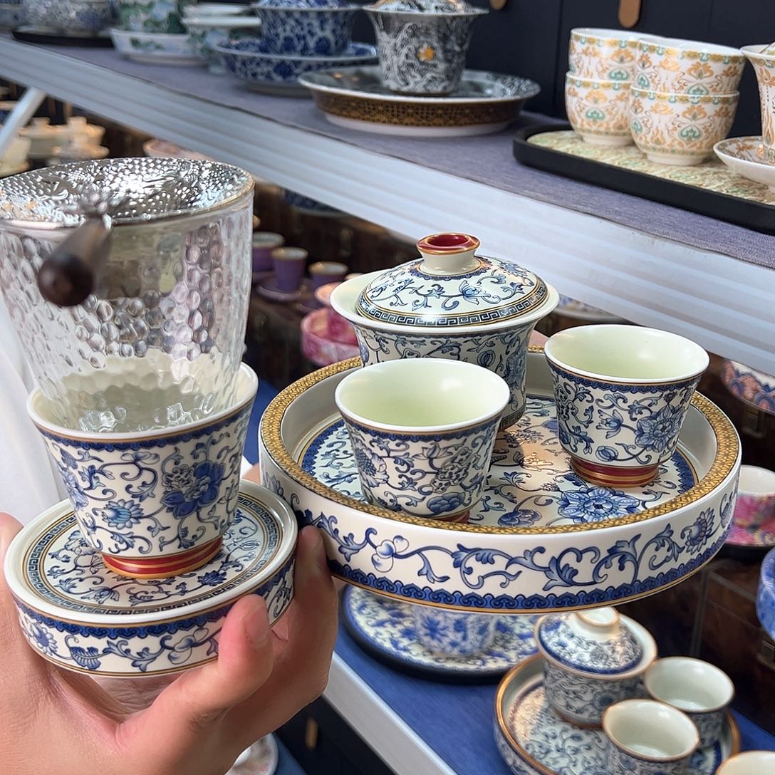 我们的目标是成为一个优秀的人