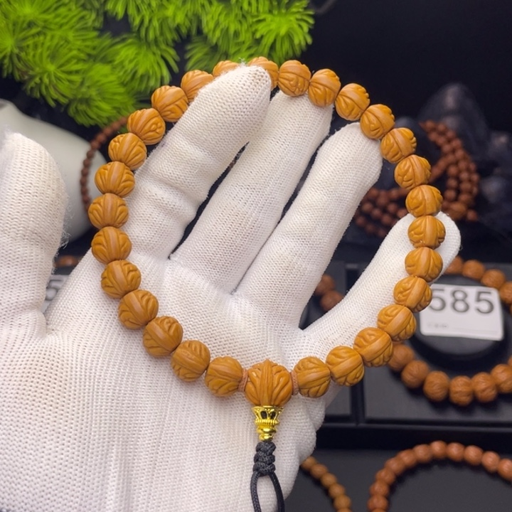 用***2吊坠桃核小金豆1.0