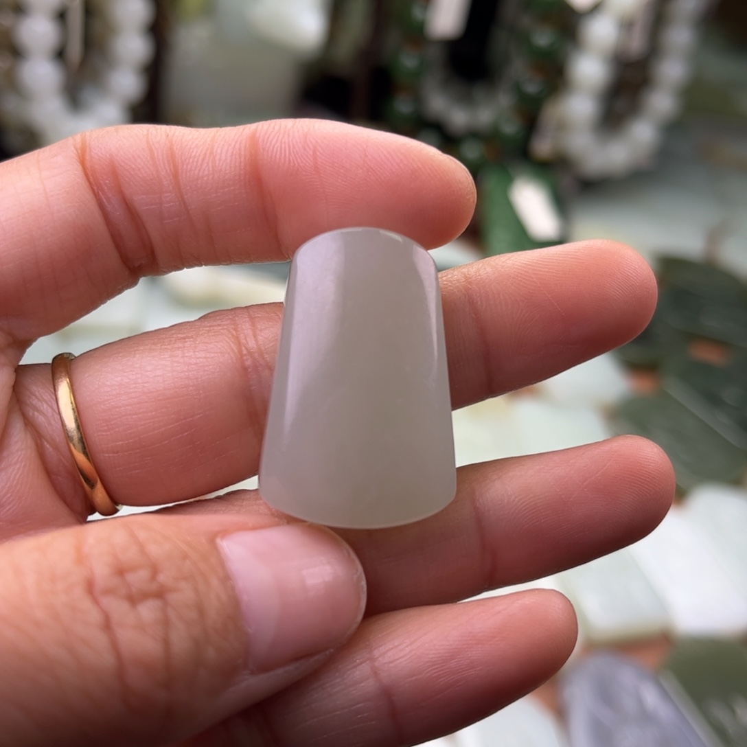 和田玉未镶嵌吊坠(不含链)