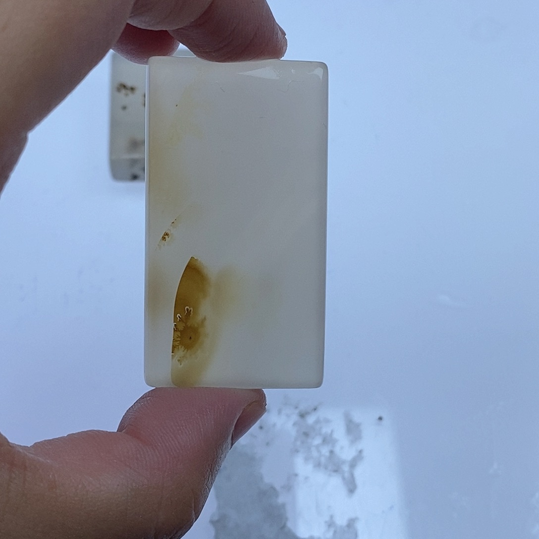 玛瑙/玉髓未镶嵌珠宝半成品