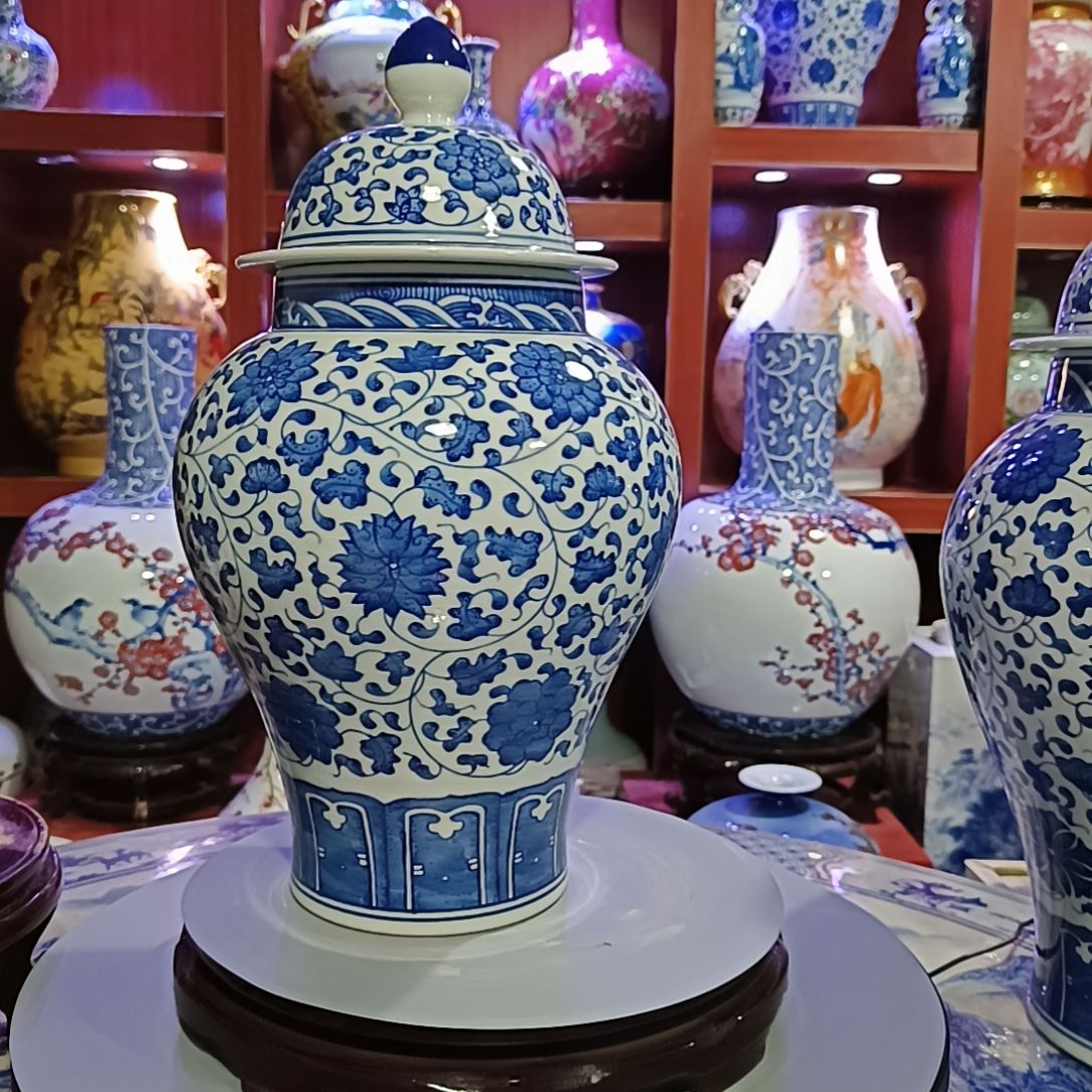 景德镇手绘陶瓷花瓶?*万
