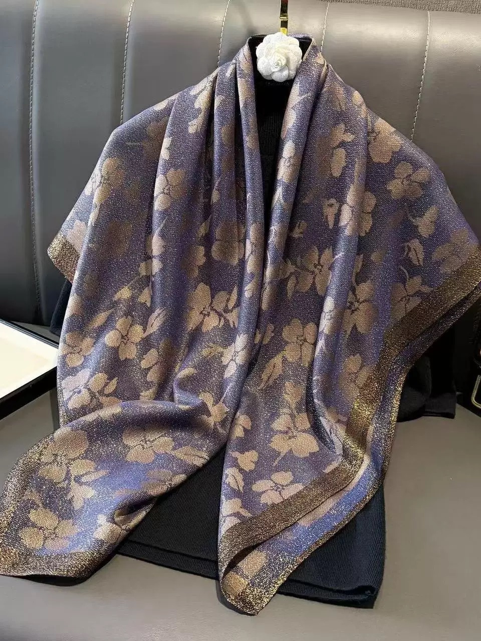 雾霾蓝-金丝枫叶 100*100左右 方巾围巾