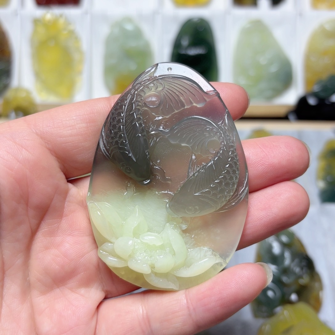 蛇纹石玉吊坠(不含链)未镶嵌