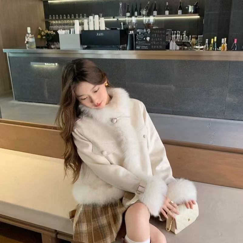沫沫专属  冬季加厚加绒拼接短外套女士上衣百搭加厚毛领