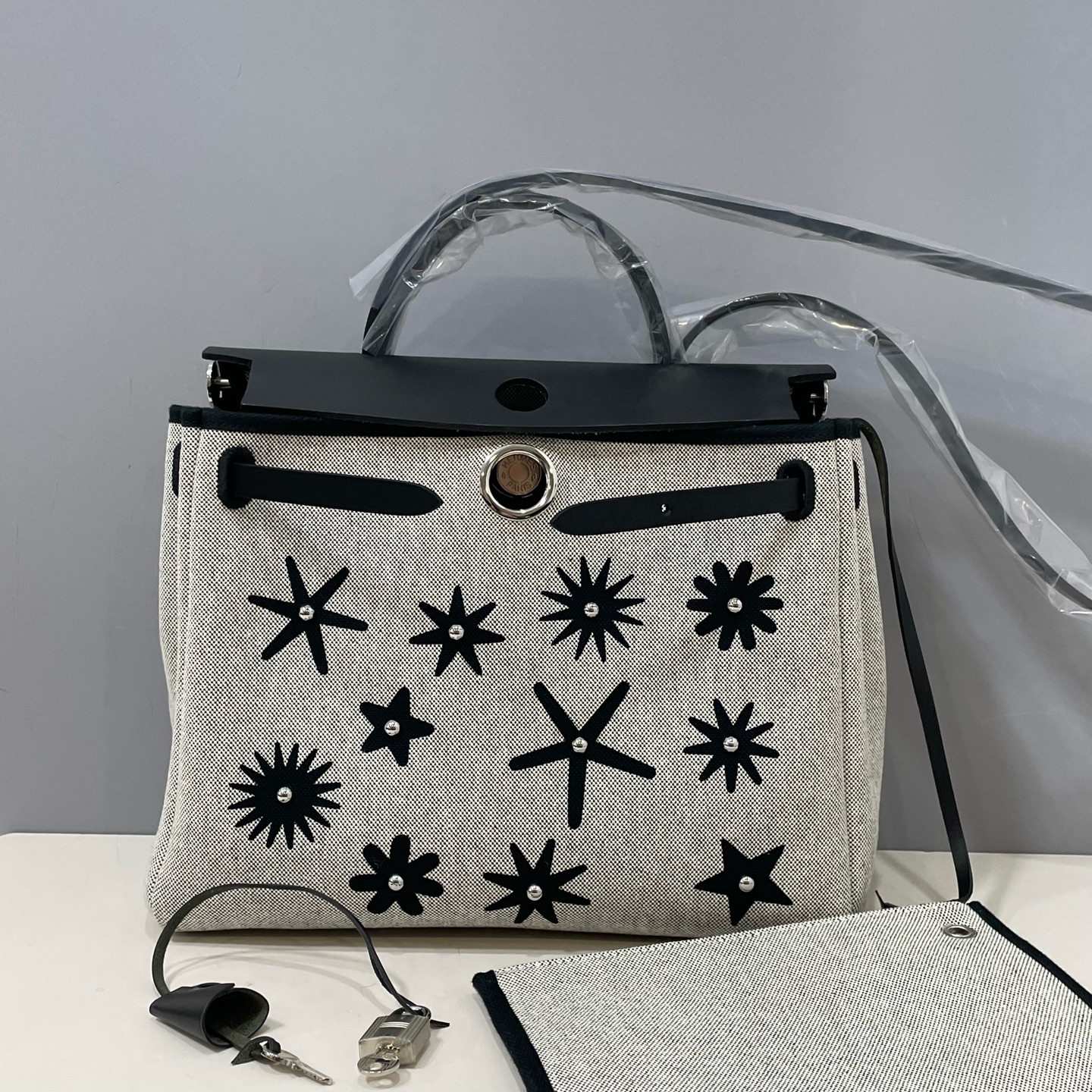 99新 Hermes/爱马仕 /herbag31/帆布银扣铆钉星星/W刻