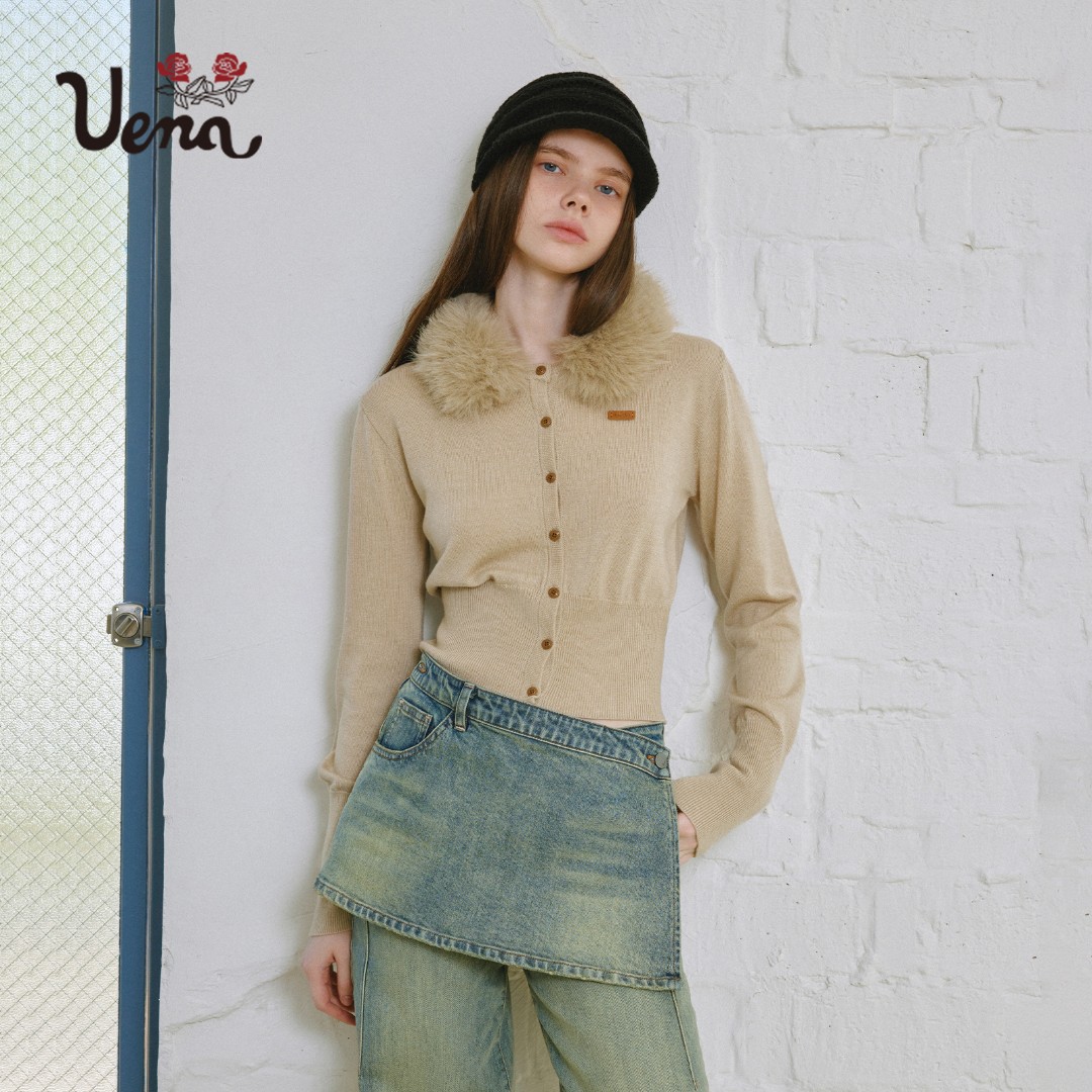 【太妃拿铁】Uena卡其色修身显瘦圆领毛针织开衫打底上衣毛领可拆