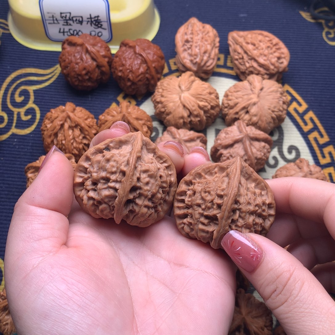 文玩核桃吊坠9****5四棱