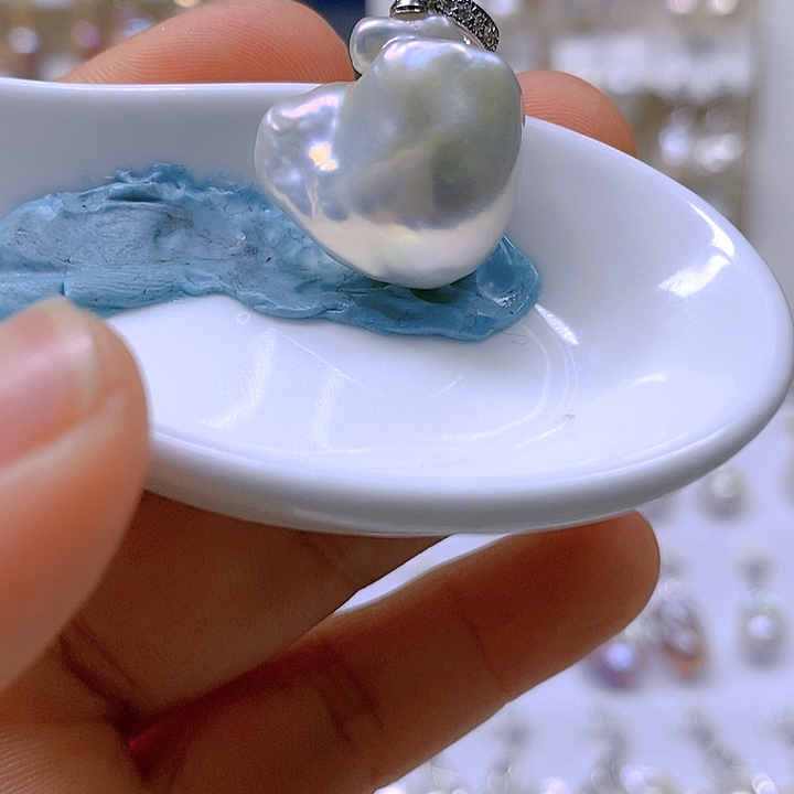 淡水珍珠颈饰合金