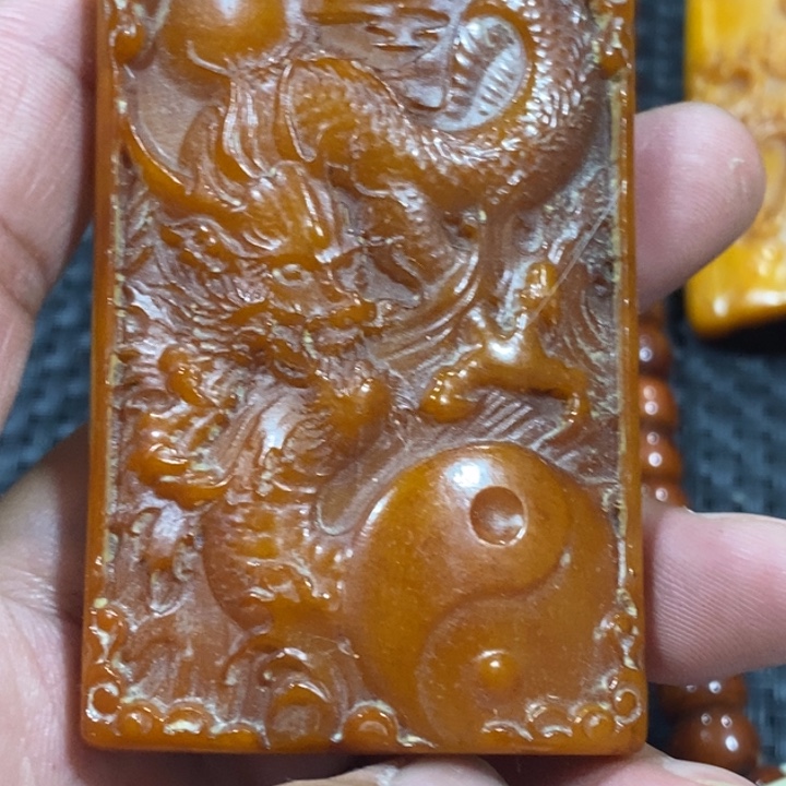 滴血莲花菩提吊坠