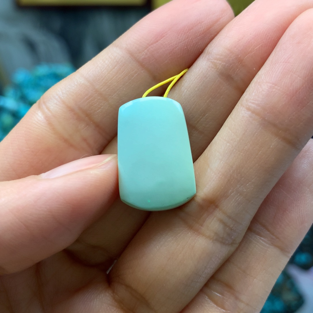 绿松石吊坠未镶嵌