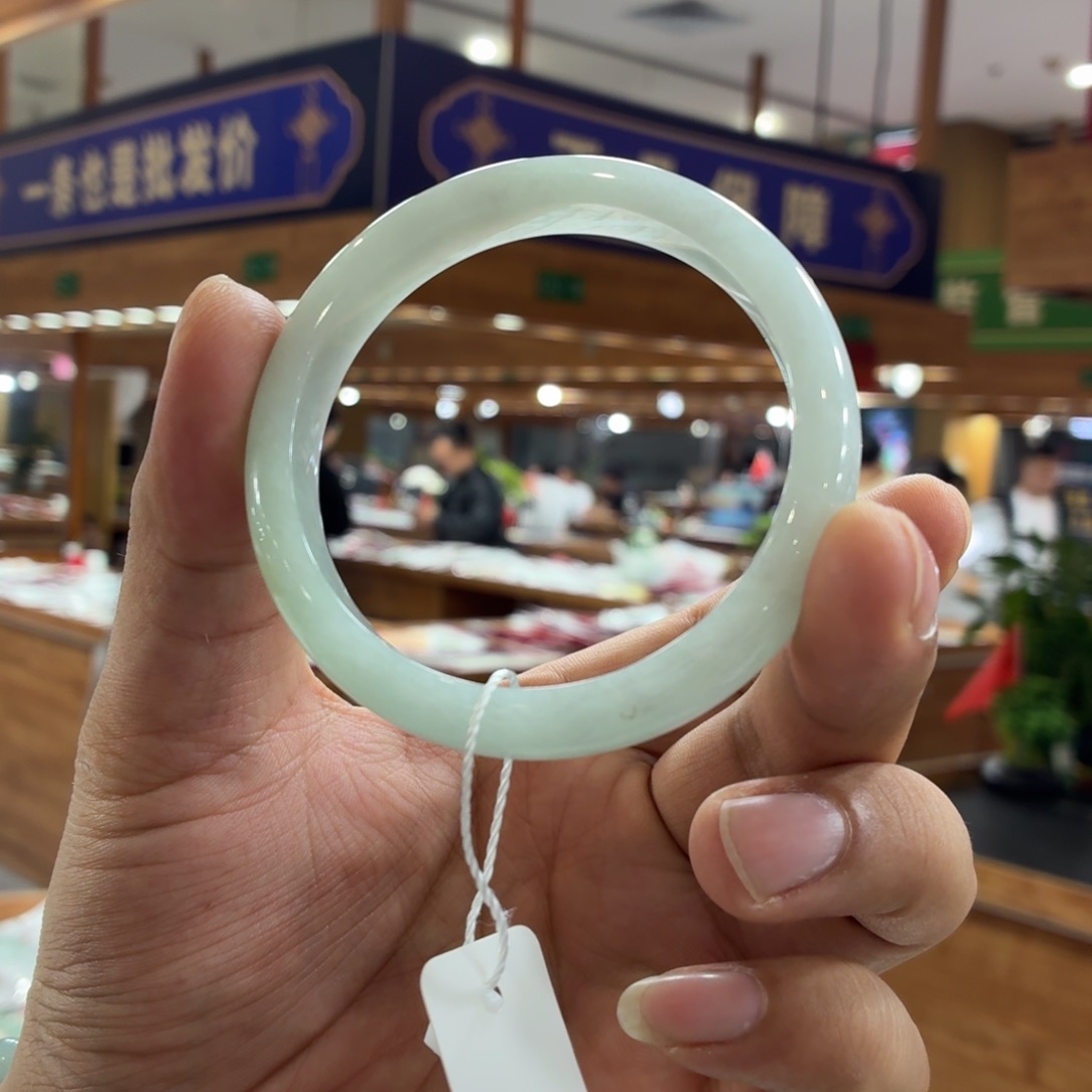 翡翠未镶嵌手镯手镯