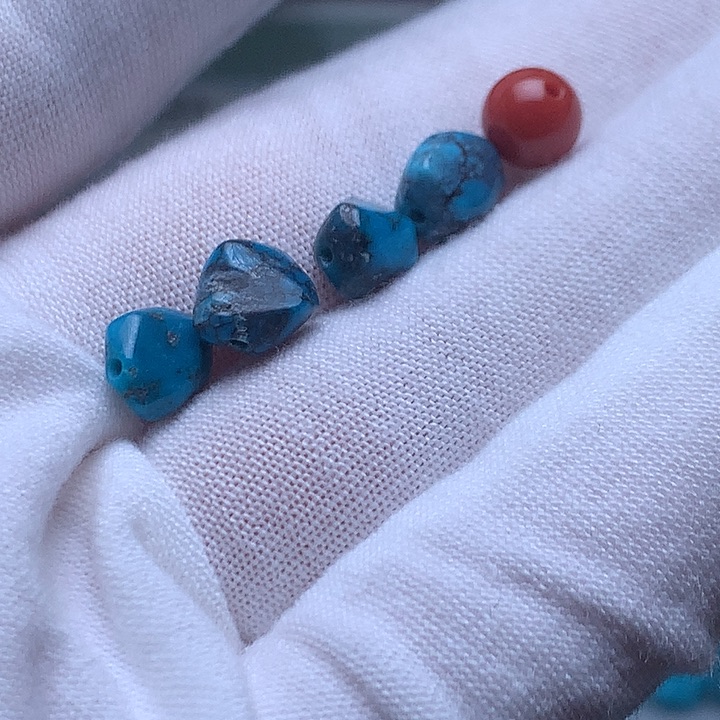 南红玛瑙未镶嵌珠宝奇石