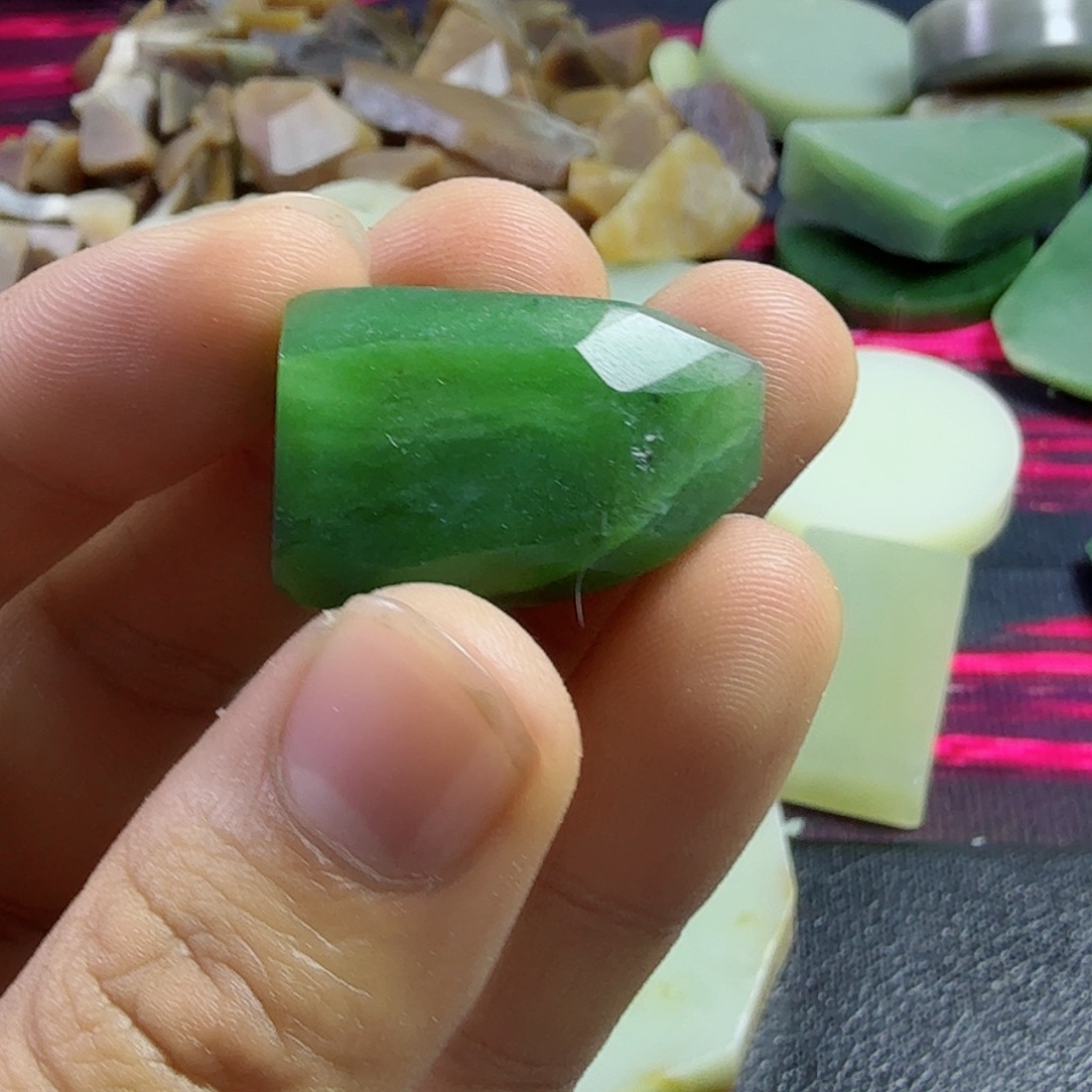 和田玉（糖玉）未镶嵌挂件