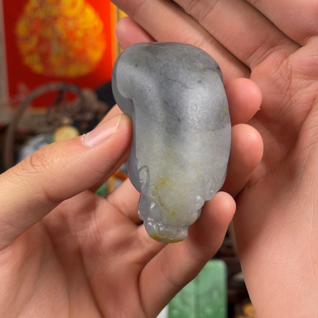 和田玉未镶嵌把件