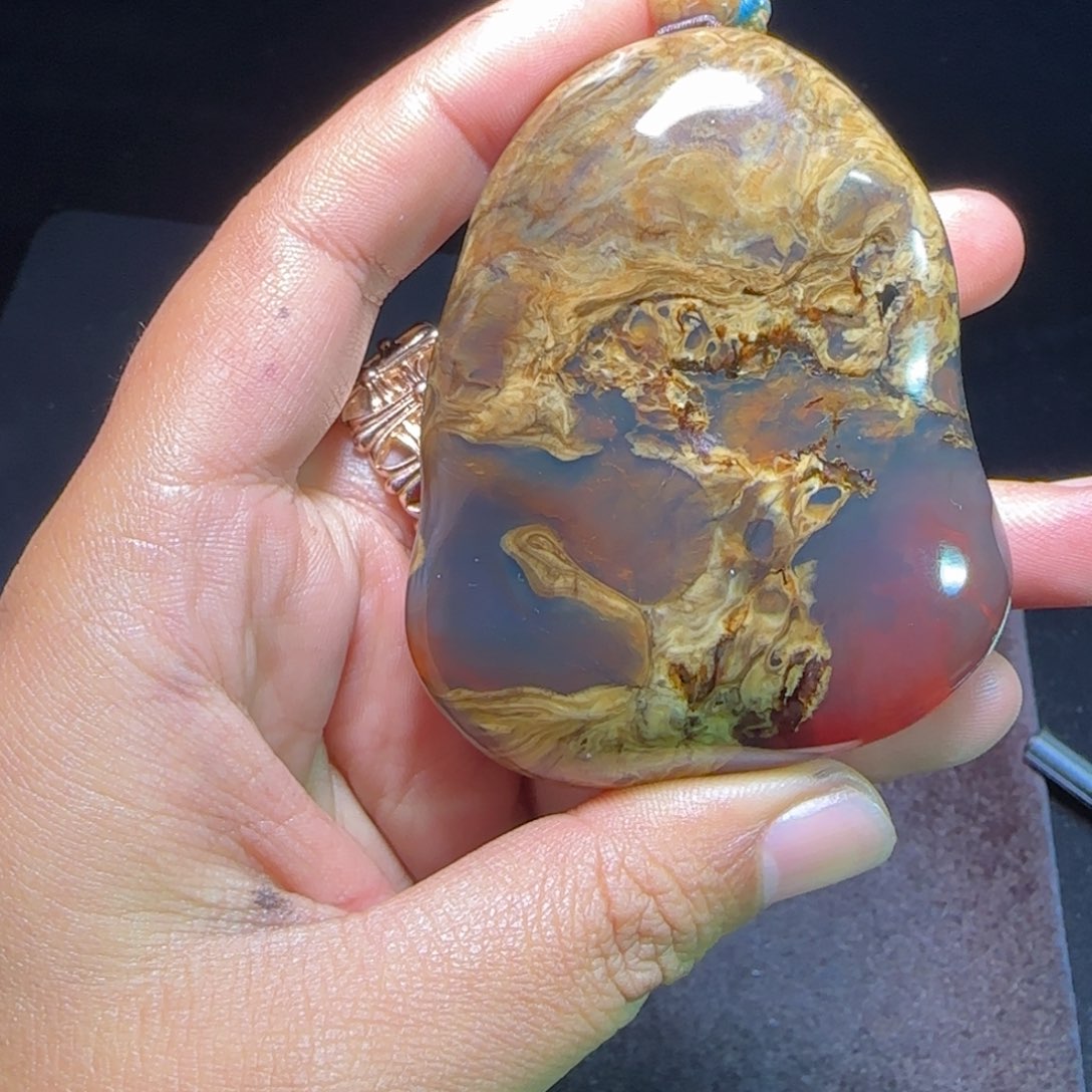 琥珀未镶嵌裸石琥珀