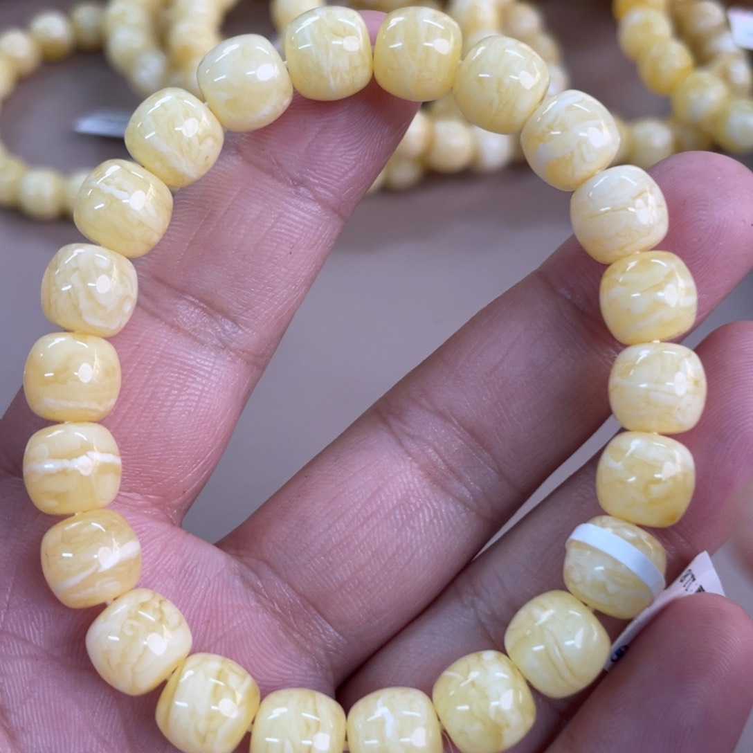 琥珀裸石未镶嵌155000000000000