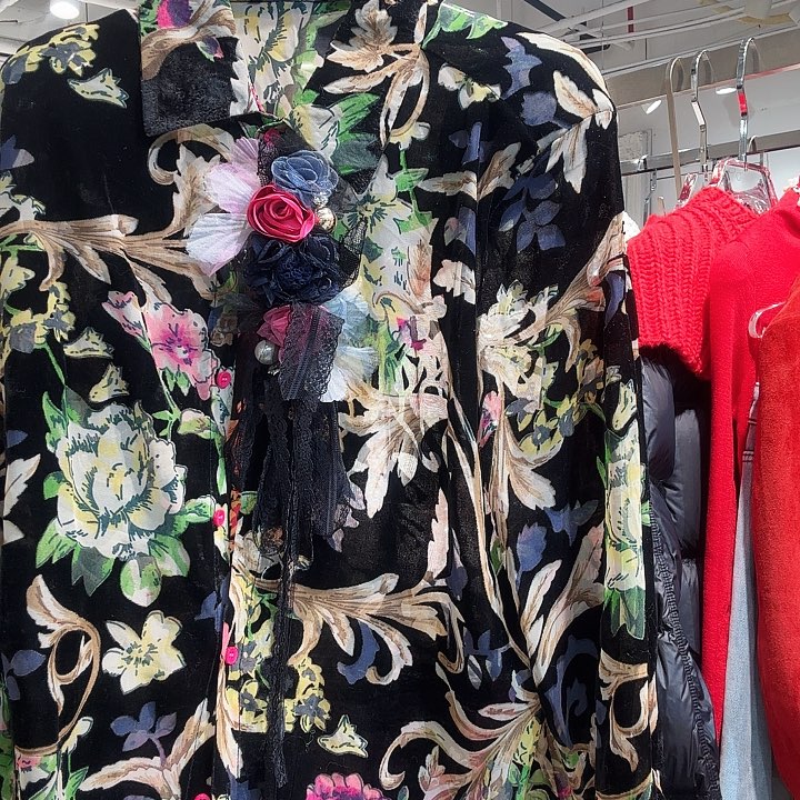 Hhbhhhhuujjhhhhjjjjjjij