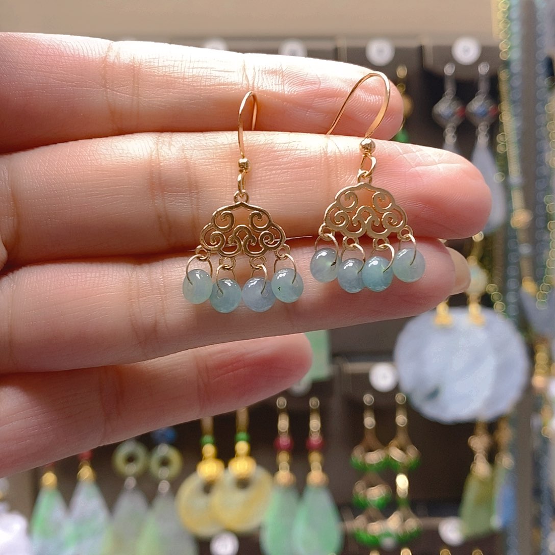 未镶嵌翡翠耳饰翡翠