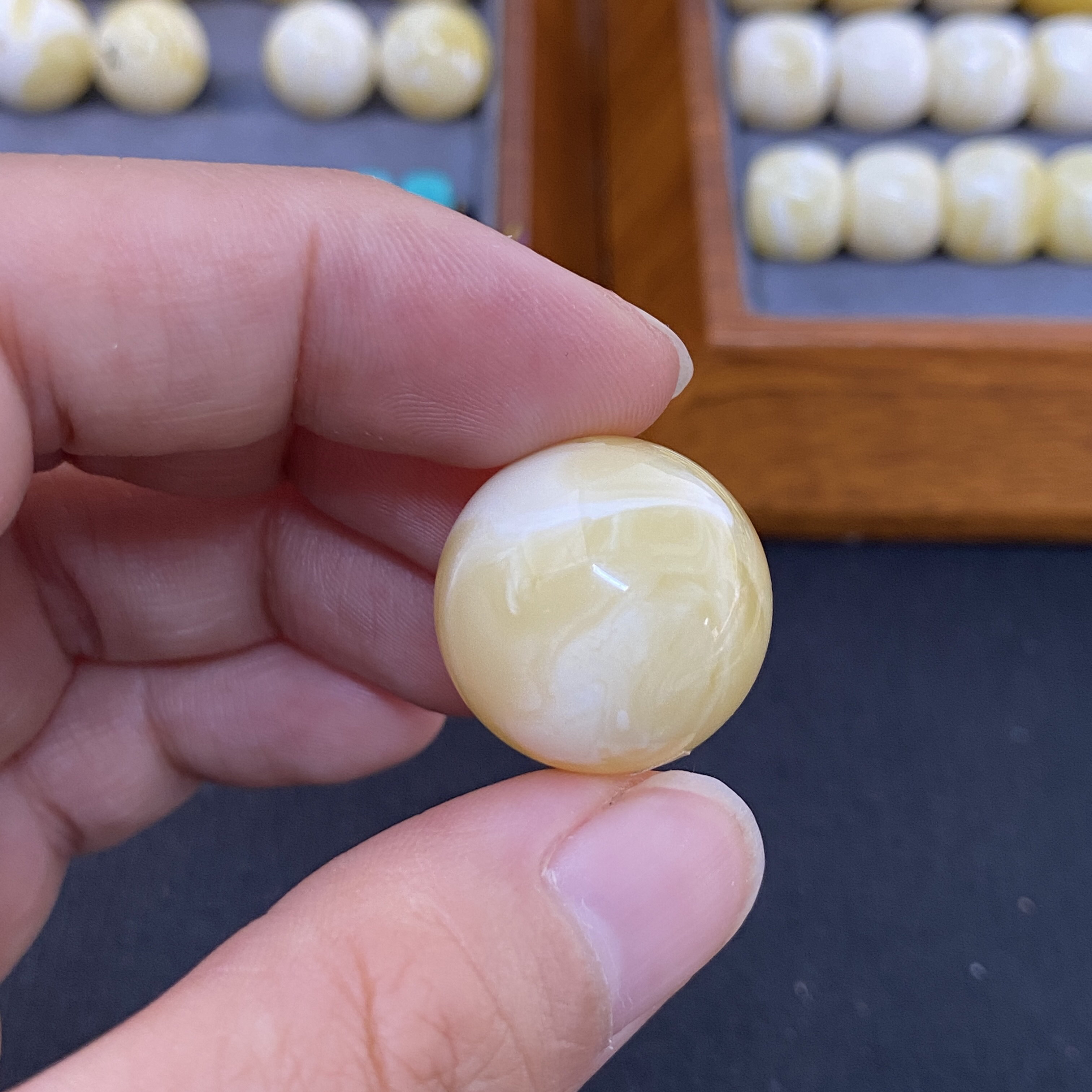 蜜蜡19.4mm编号G220妖花大圆珠锁骨珠猴头星月金刚文玩配饰单珠