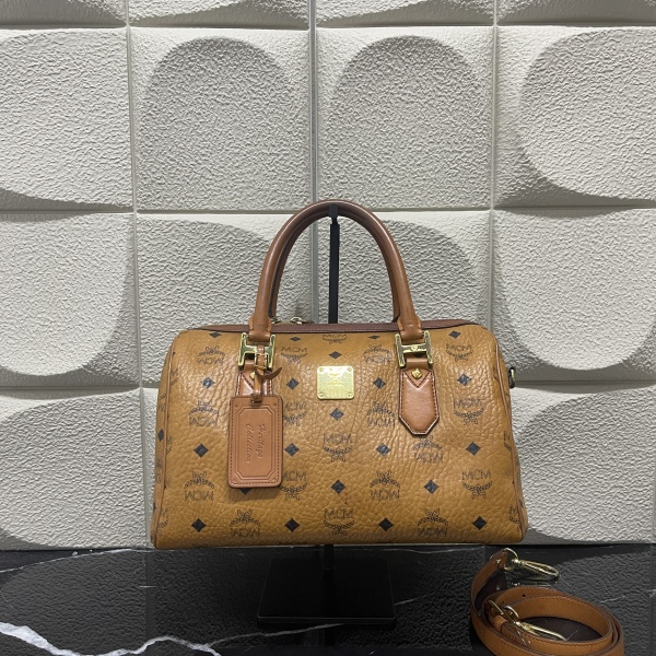 95新/MCM/包包/市场价6600/250125XL0041