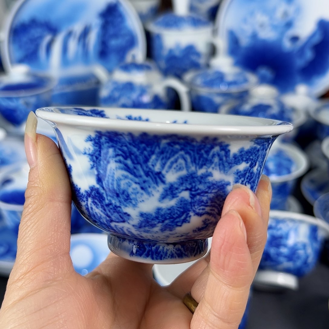 景德镇陶瓷手工制作