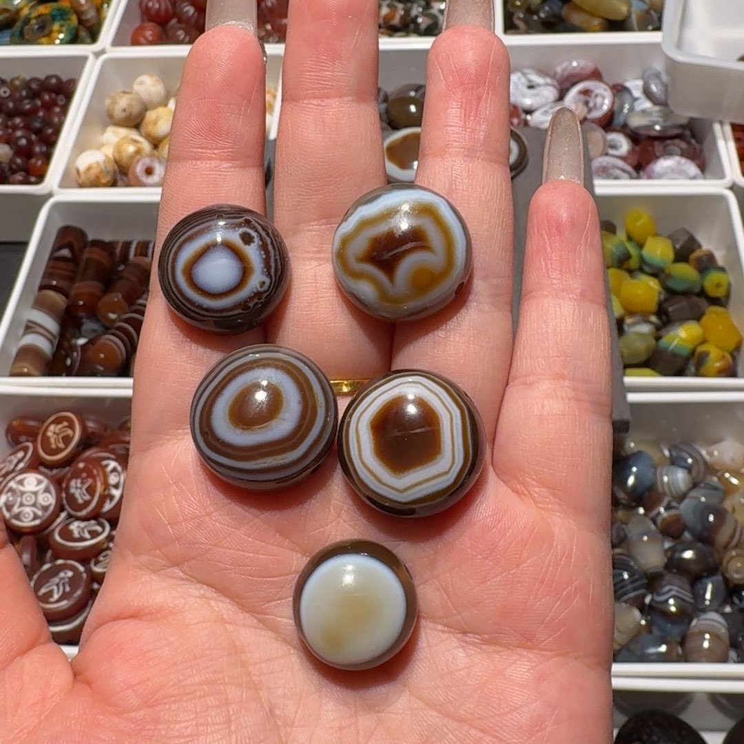 玛瑙/玉髓未镶嵌珠宝半成品