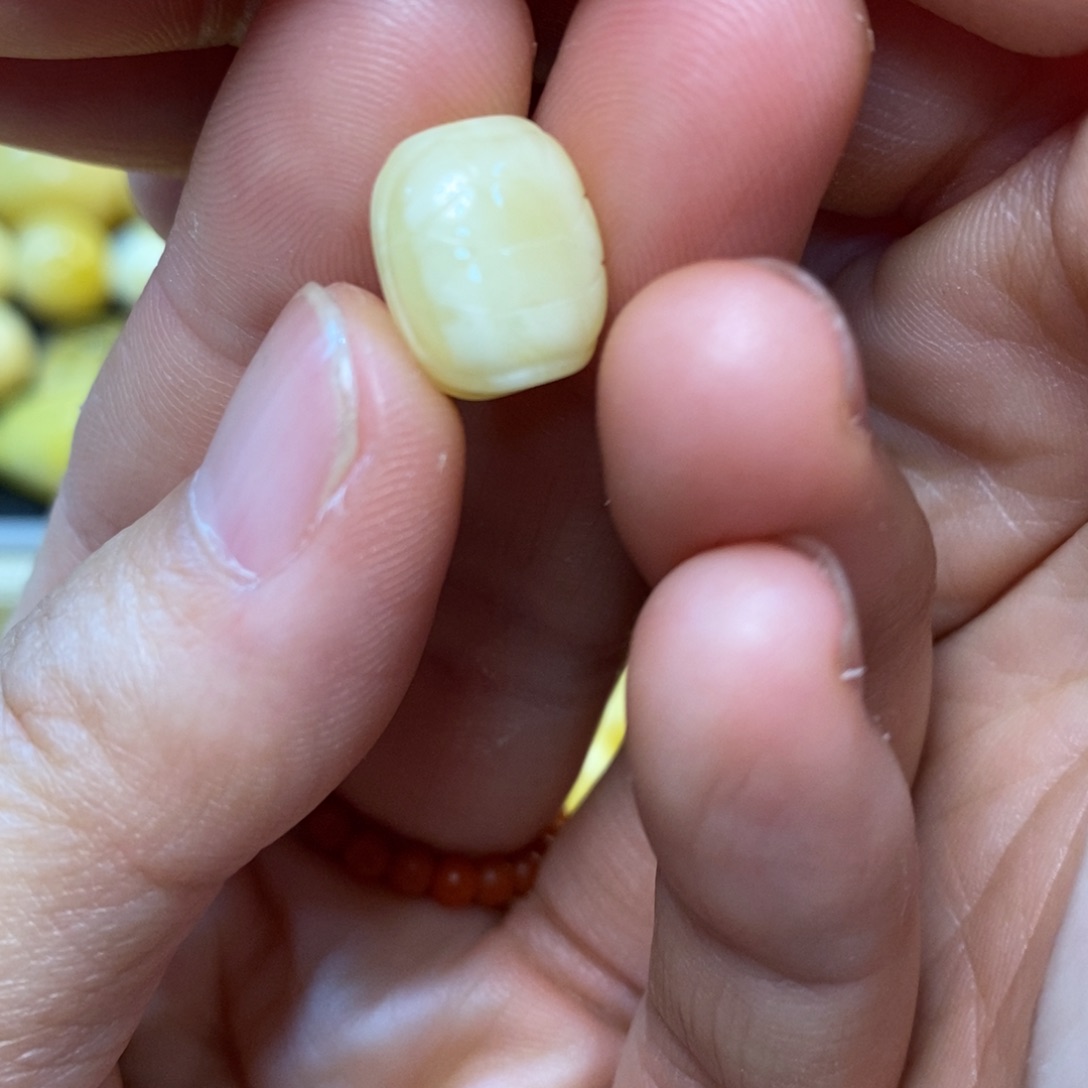 裸石琥珀未镶嵌原矿蜜蜡配饰