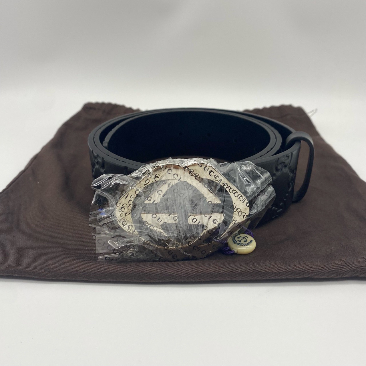 99新 GUCCI/古驰 110码方扣压花单面腰带13319728