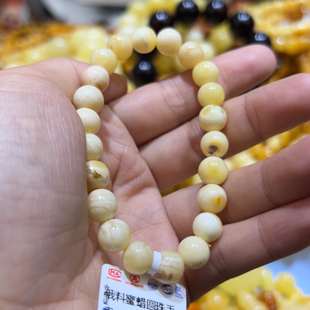 琥珀珠宝奇石未镶嵌
