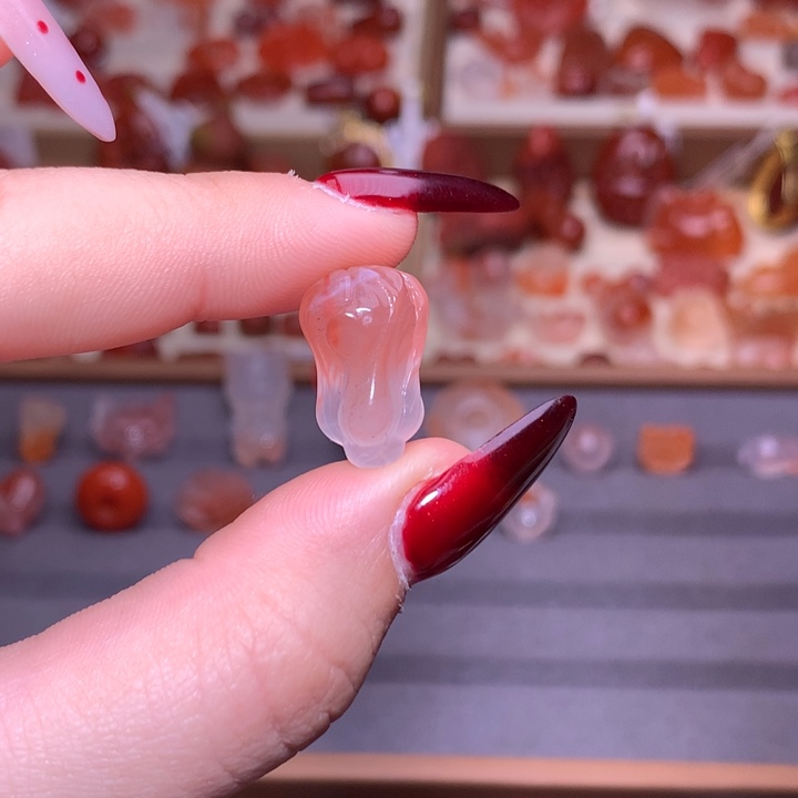 南红玛瑙合金颈饰白菜16