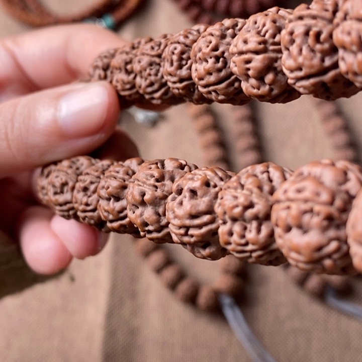 吊坠金刚菩提老树王手持