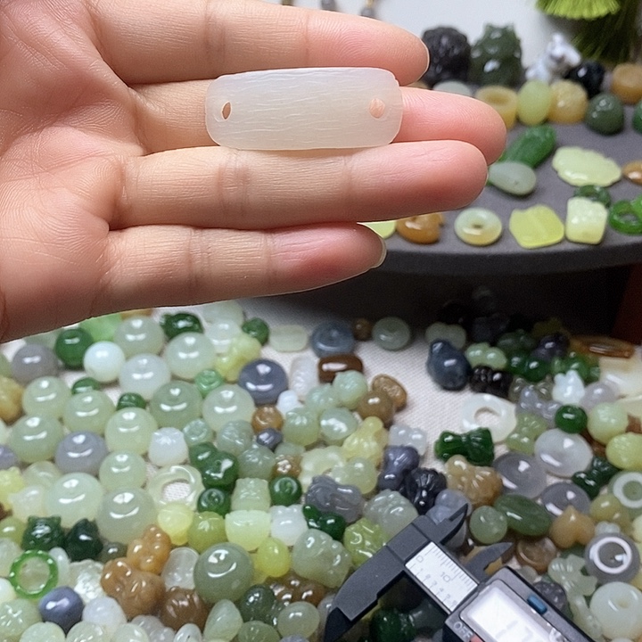 未镶嵌和田玉挂件手牌